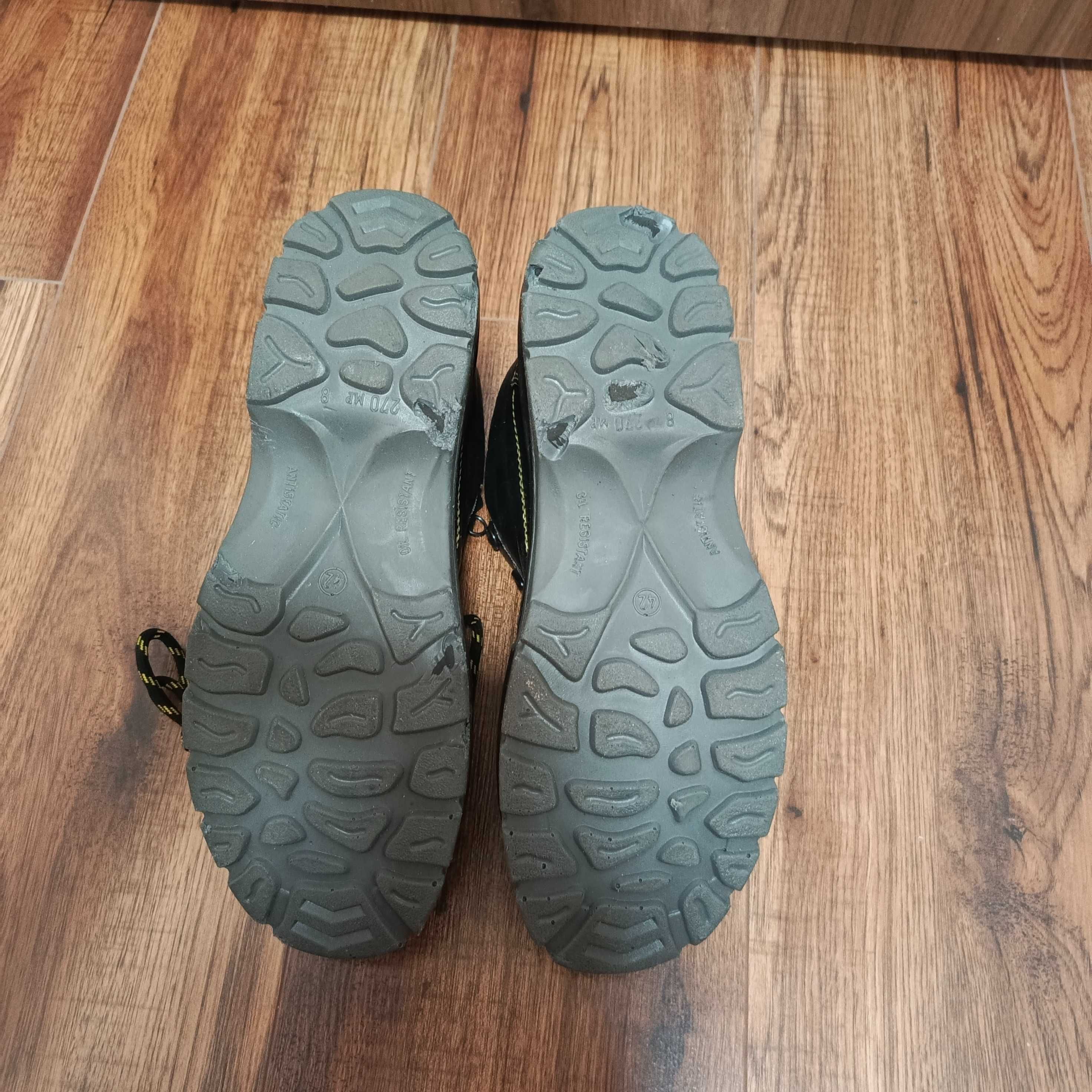 Nowe bezpieczne buty robocze r.42