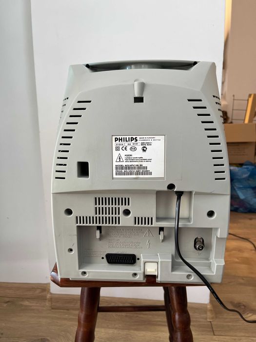 Telewizor Philips 14 cali z VHS
