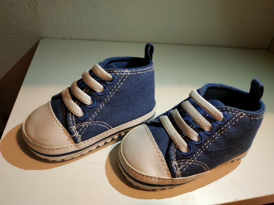 Conjunto sapatos bébe - NOVOS