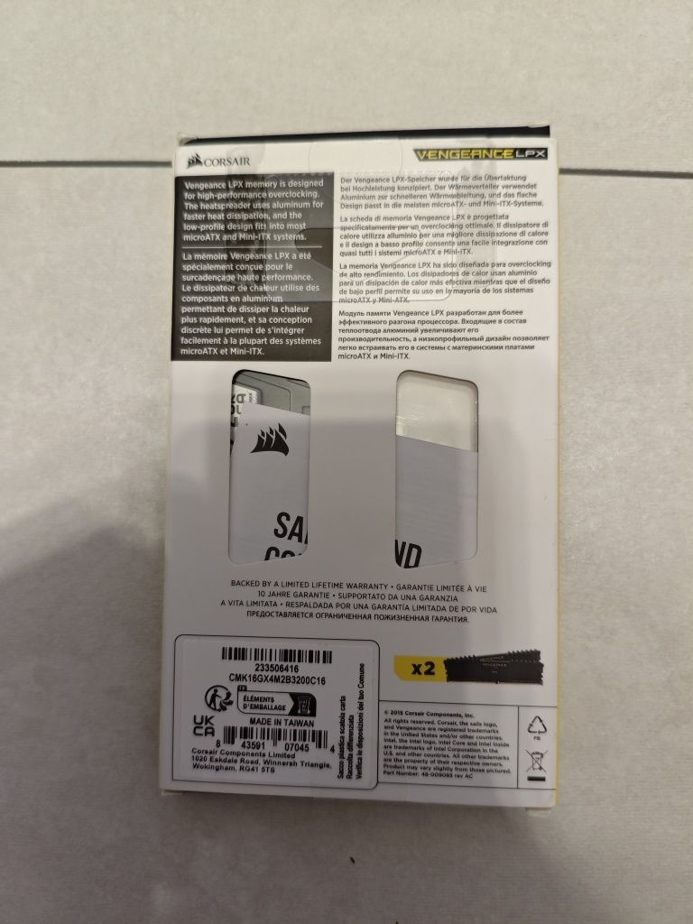 Оперативна пам'ять 8gb ddr4 3200 mhz Corsair