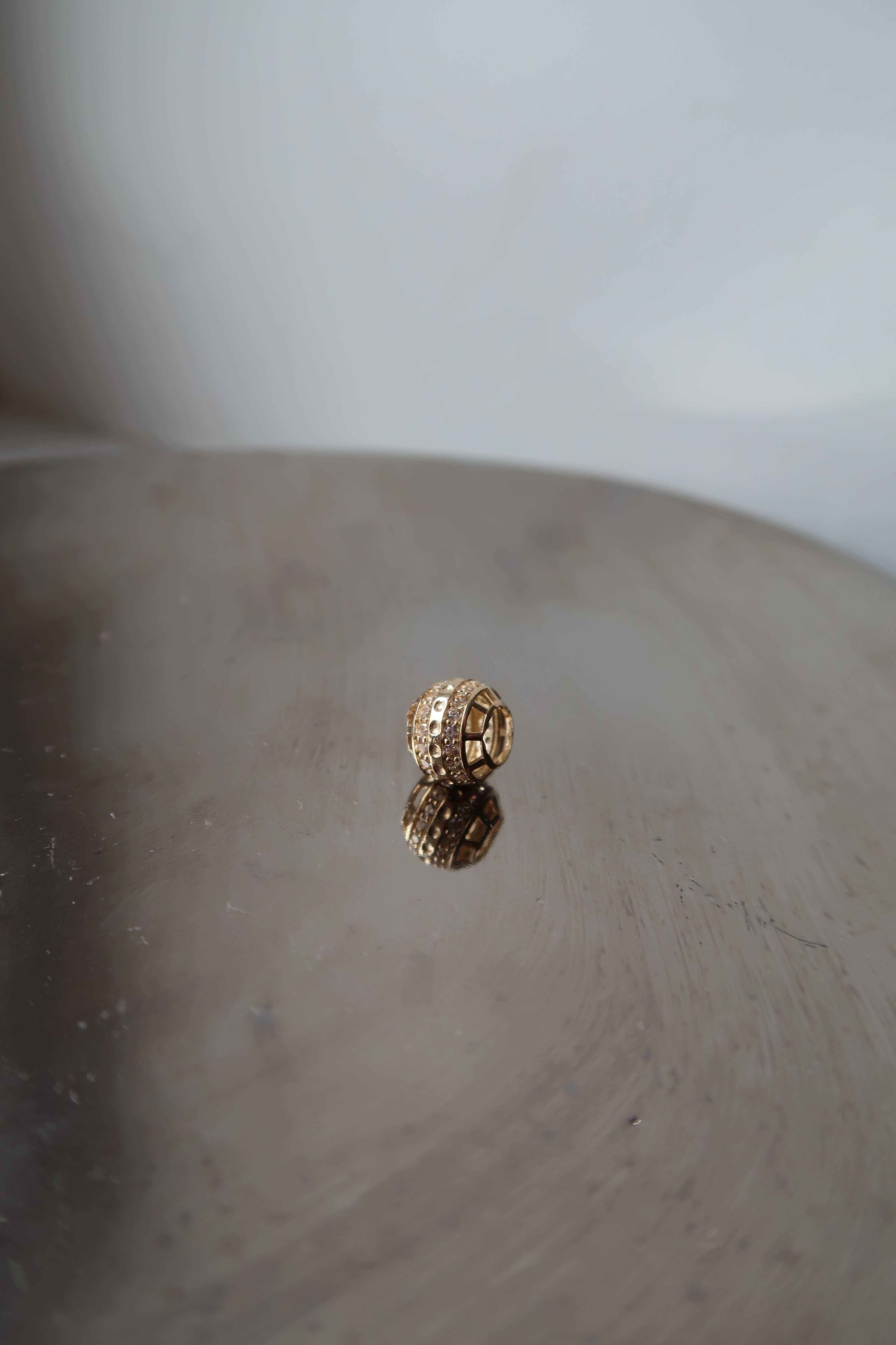 Złoty Charms "Pandora" Kulka | Próba Złota 585