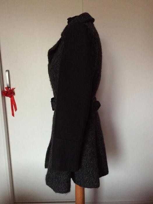 New Look szary czarny wełniany wełna rozkloszowany płaszcz płaszczyk