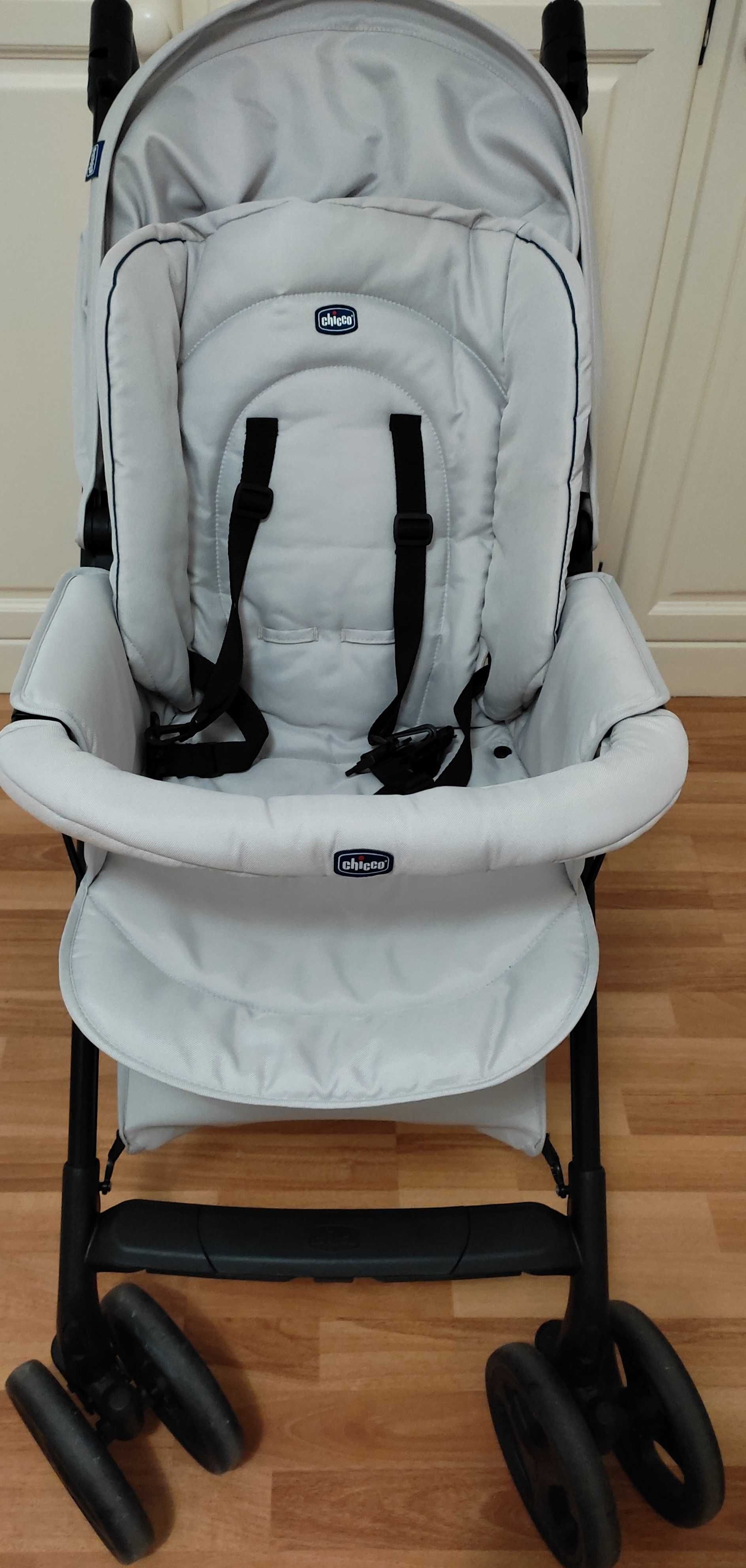 Vendo carrinho de bebê trio pack sprint da Chicco