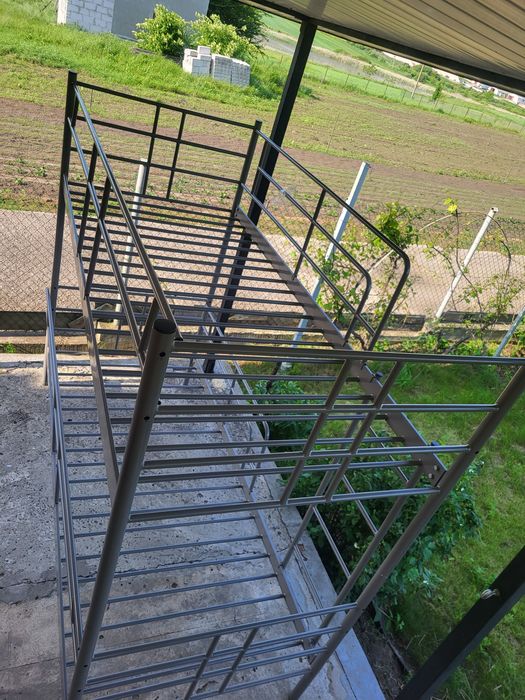 Продам ліжко  двохяросне