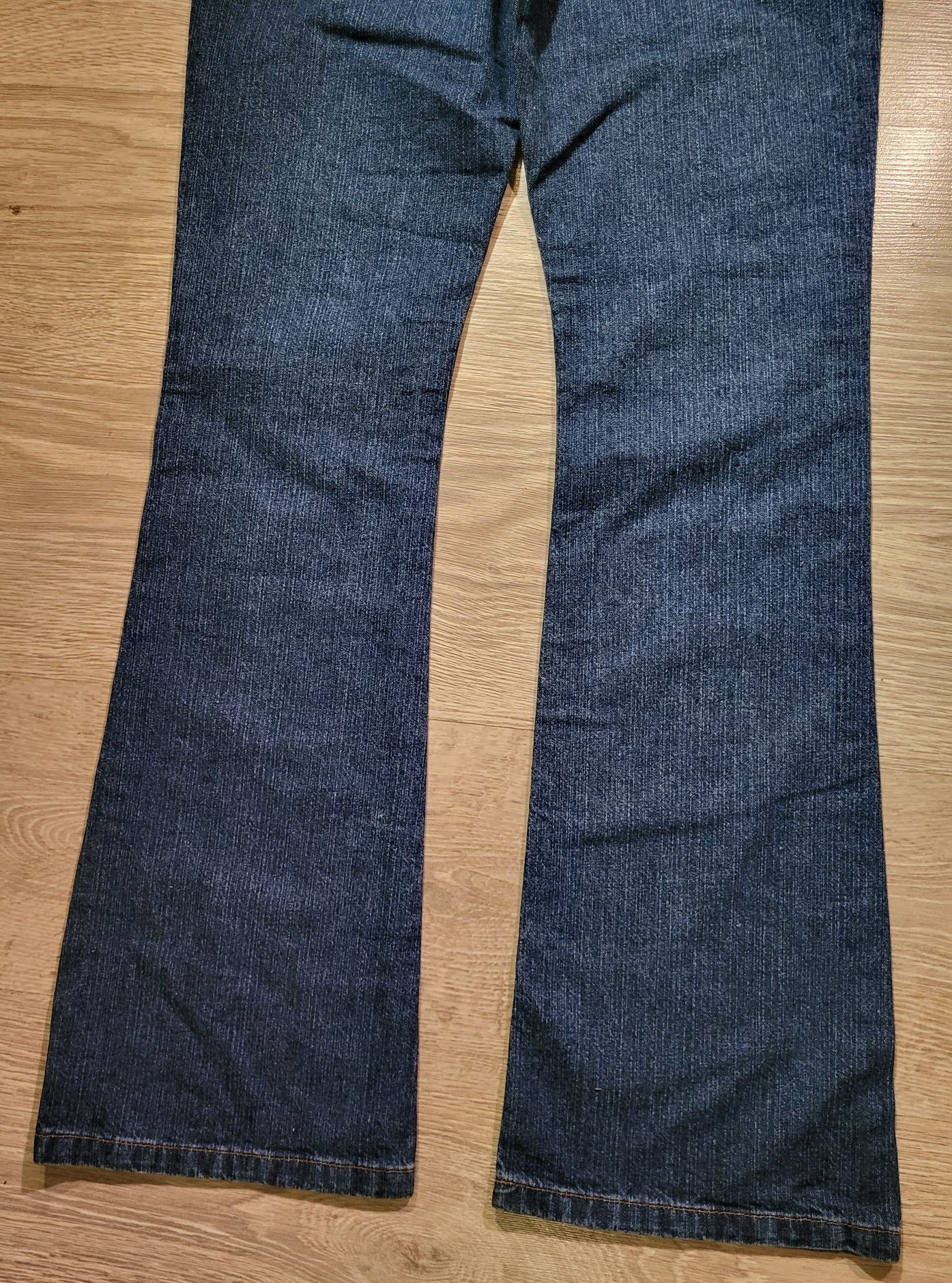 Spodnie damskie jensowe dzwony rozmiar W28 L32 S 36 y2k vintage