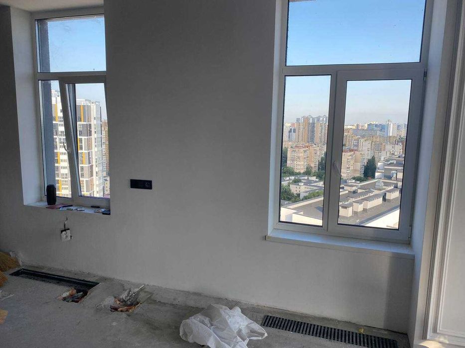 Продаж видової квартири 70 м.кв. Русанівська Гавань