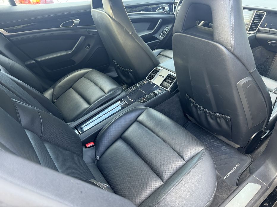 Porsche panamera 4x4 3.6 2016 edition