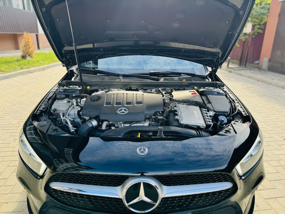 Mercedes-Benz A200d W177 2022р Avantgarde
