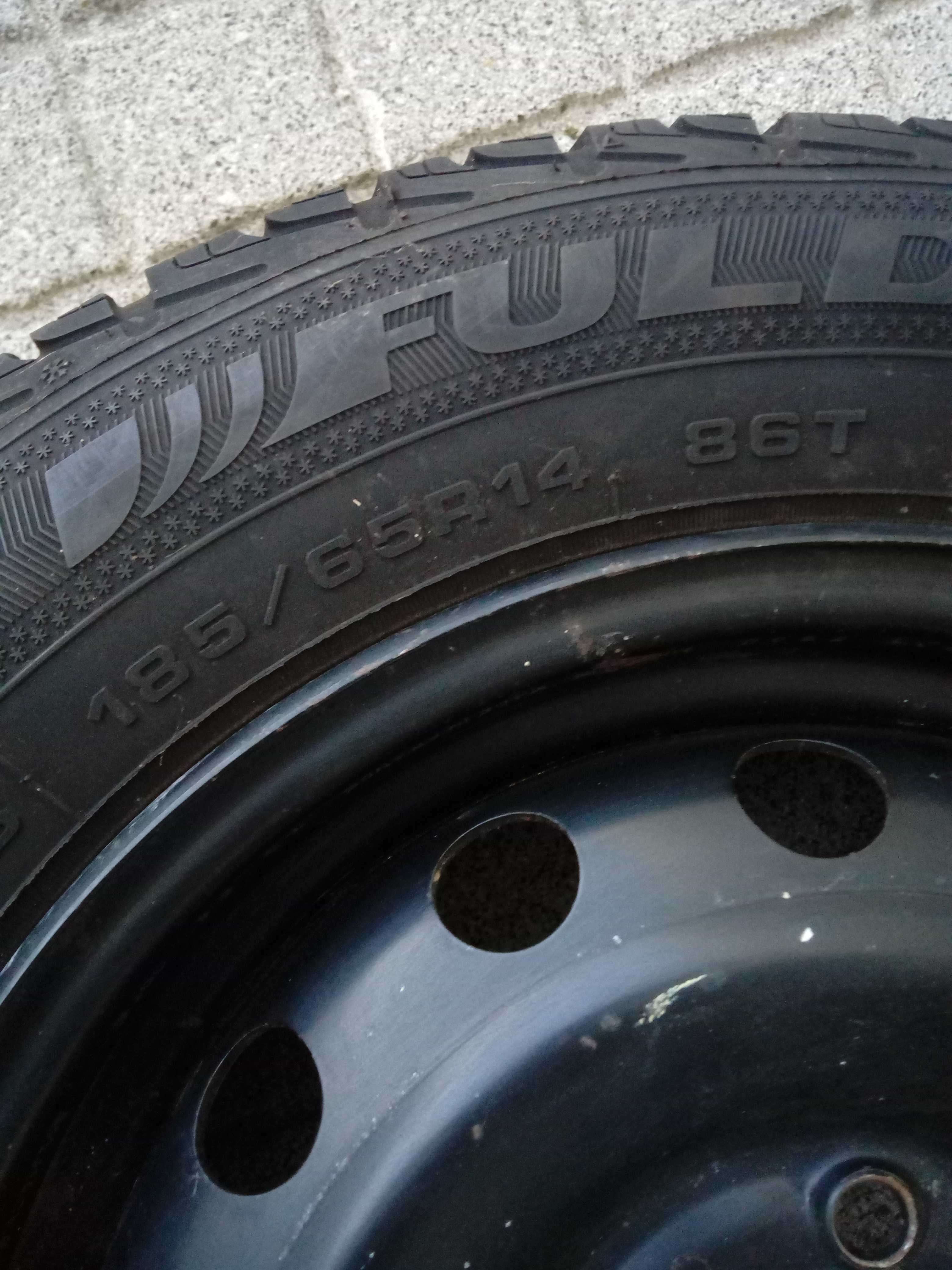 Pneu e jante praticamente novo 185/65 R14