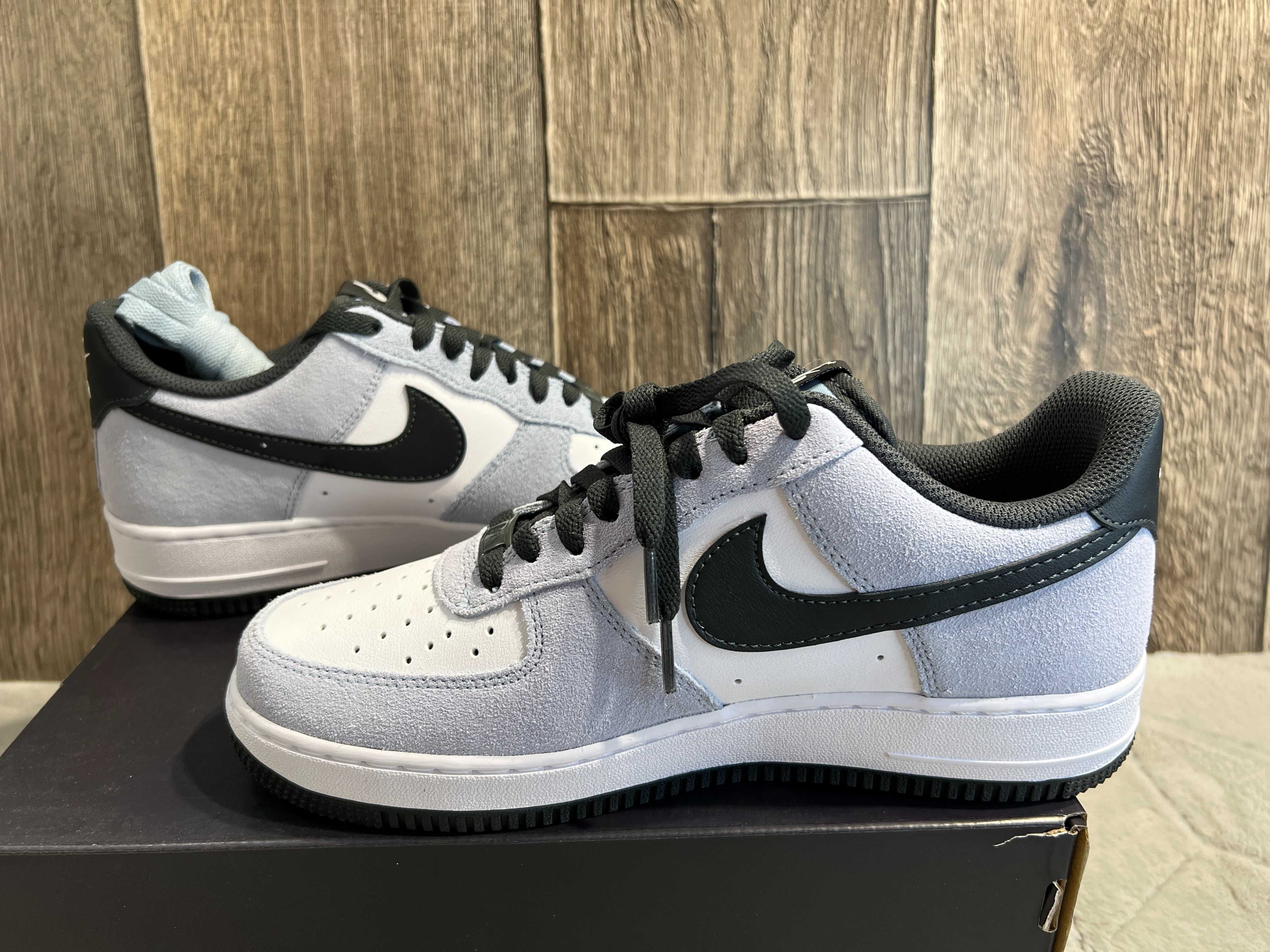 Buty, trampki Nike Air Force 1 '07 LV8  41