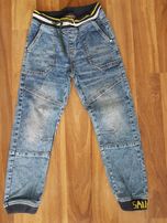 Spodnie jeansy joggersy CoolClub SMYK, r. 140