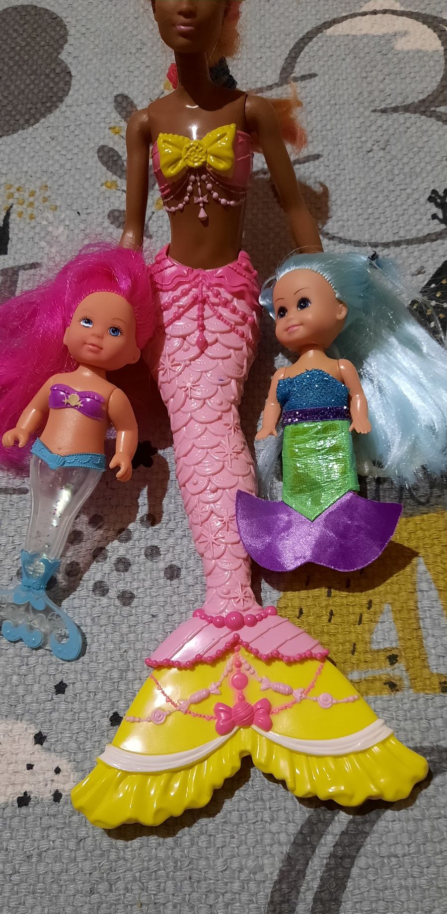 Barbie syrenka Dreamtopia plus małe syrenki