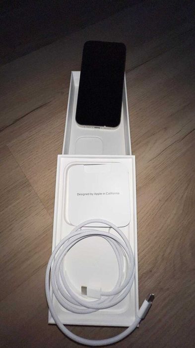 iPhone 15 Pro 1 Terabyte Branco Titâneo Novo !