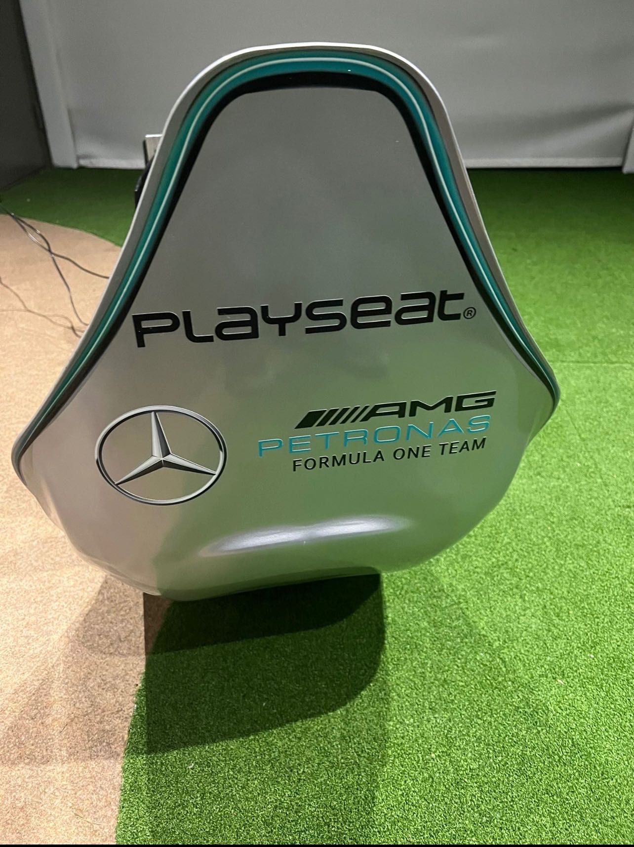 Playseat F1 amg Petronas