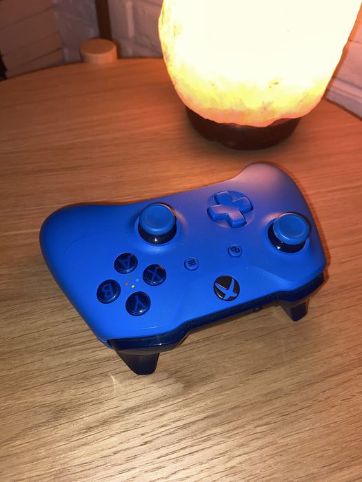 Pad Xbox Series / One – niebieski