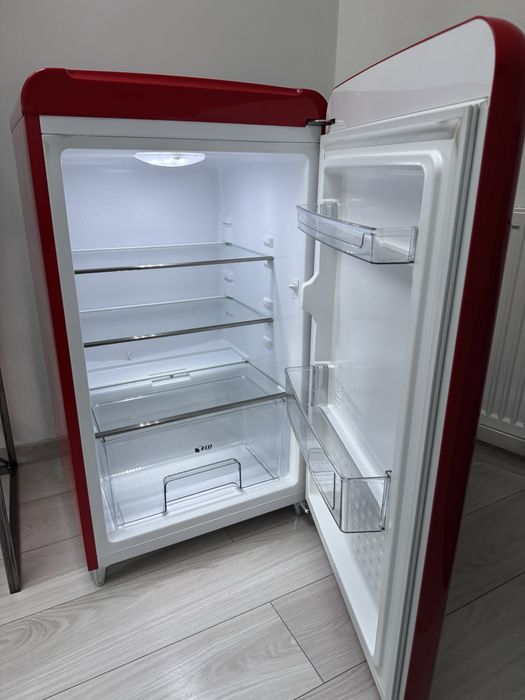 Lodowka klarstein czerwona