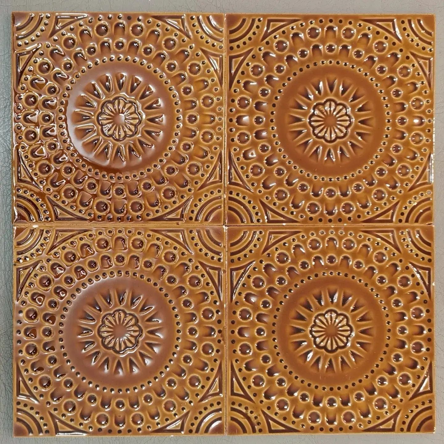 Azulejo antigo modernista da Cesol