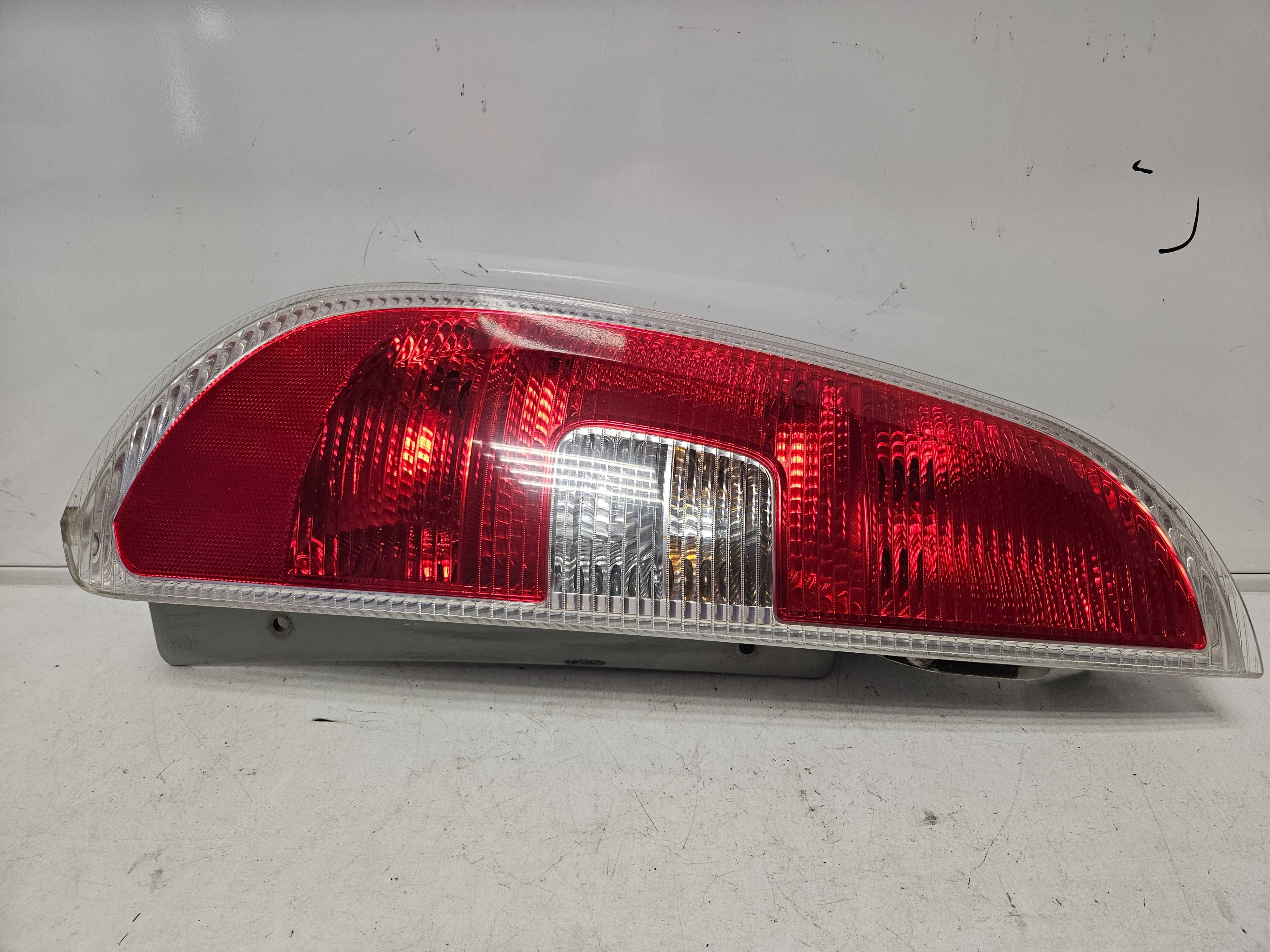 Lampa lewy tył tylna lewa Skoda Roomster