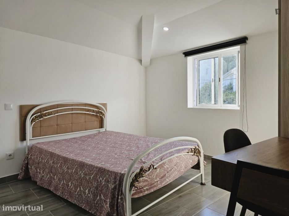 Quarto - localizado em Coimbra