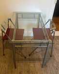 Mesa em Vidro e Cadeiras (Coimbra)