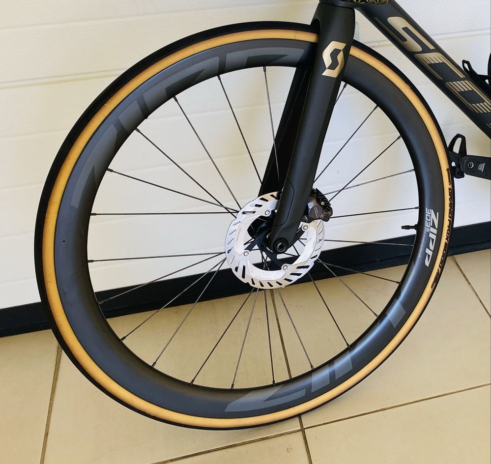 Rodas Zipp 303S Disc