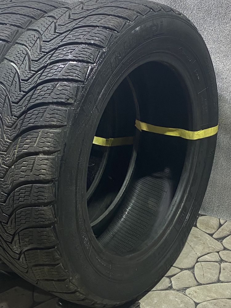 Зимова резина Premiorri 215/55 R16