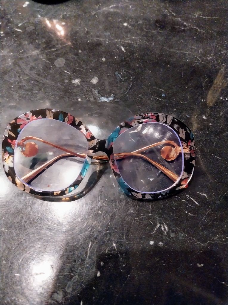 Super modne okulary zerówki