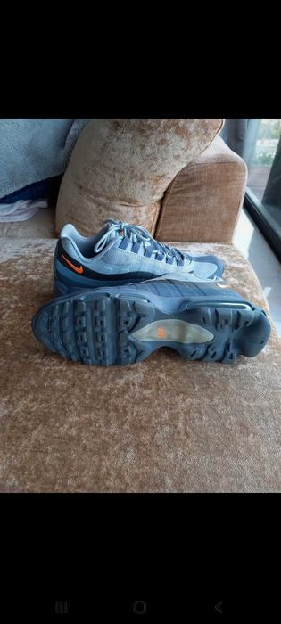 Nike Air cinza, tamanho 42