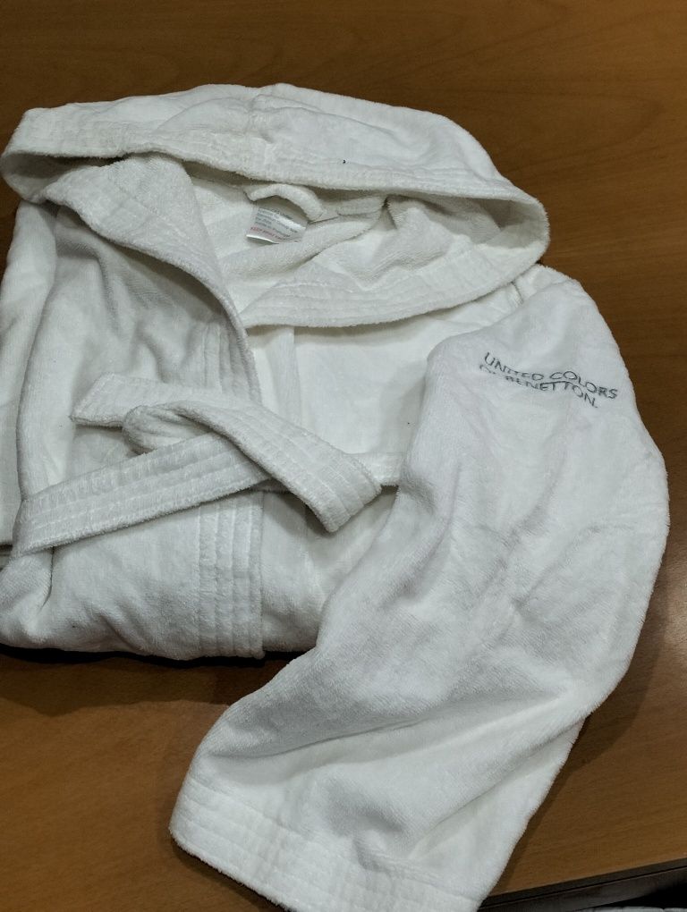 Roupão branco da BENETTON, unissexo