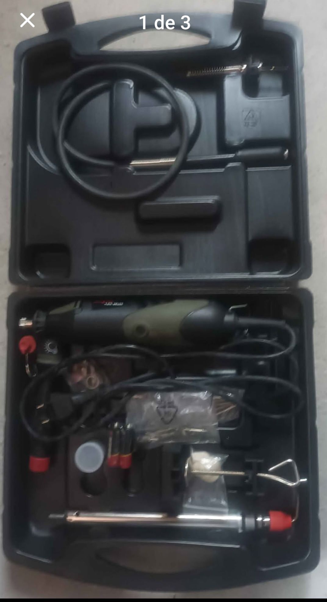 Conjunto berbequim e acessórios