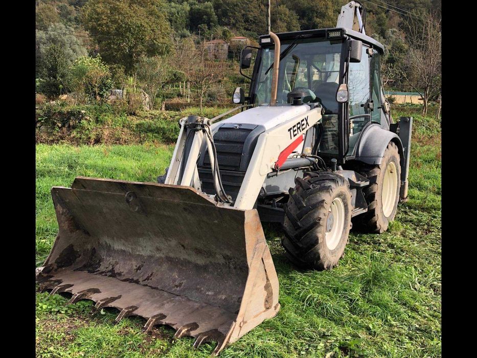 Retroescavadora, Marca: Terex Modelo: 860SX Ano:2008