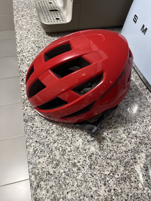 Capacete Endura Red