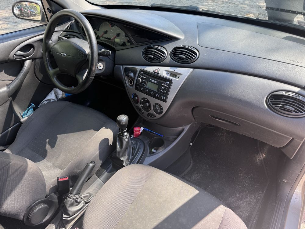 2004r ford fokus ghia