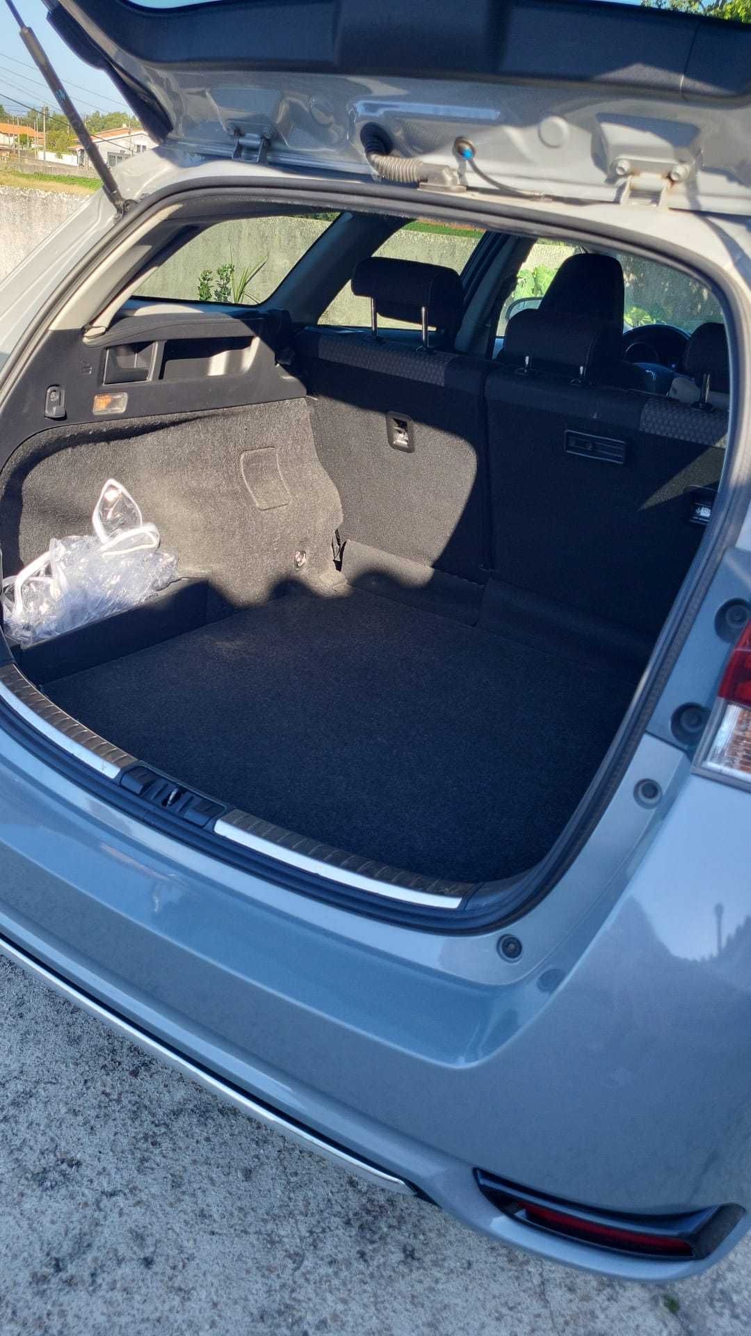 Carrinha Toyota Auris
