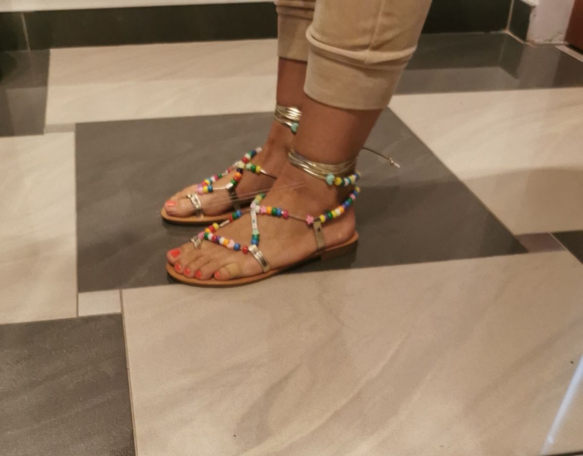 Nowe damskie sandały sznurowane