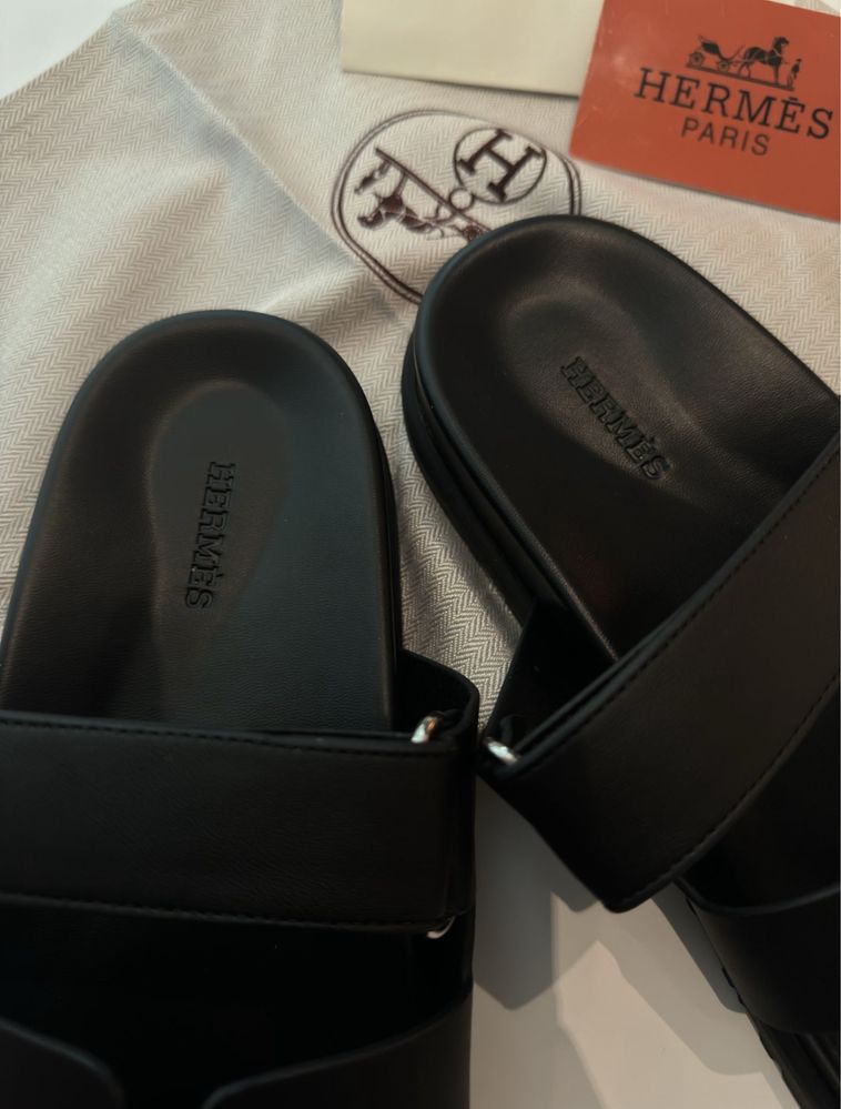 Hermes Chypre Klapki
