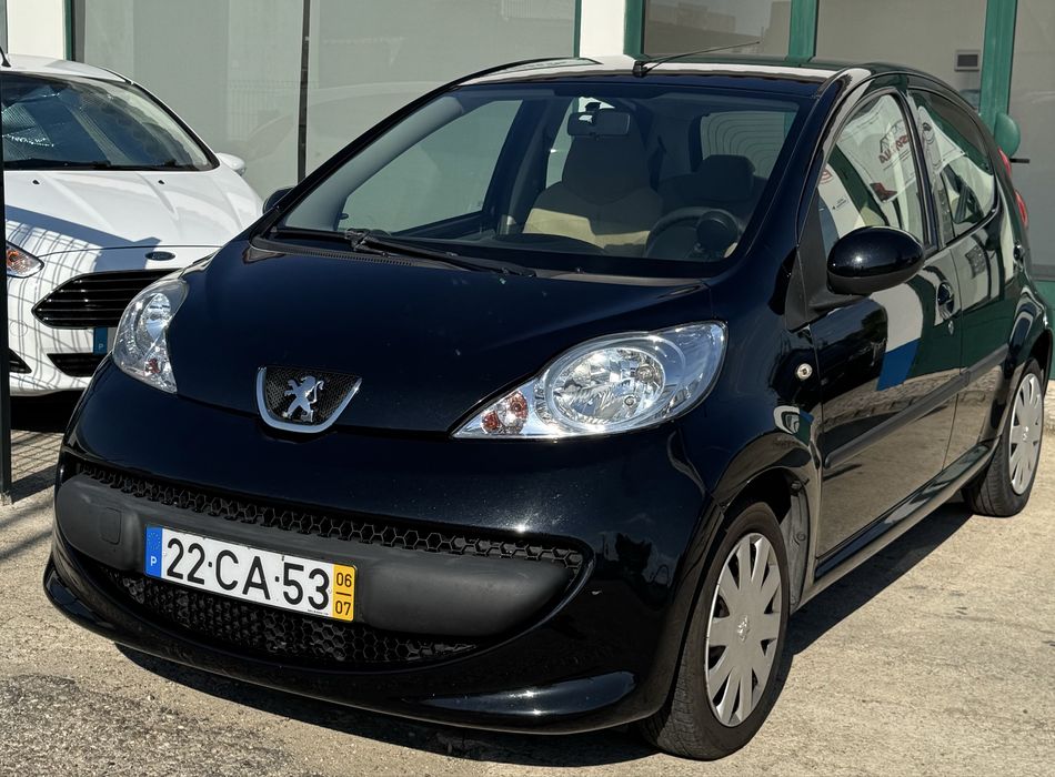 Peugeot 107 1.0 gasolina de 68 cv