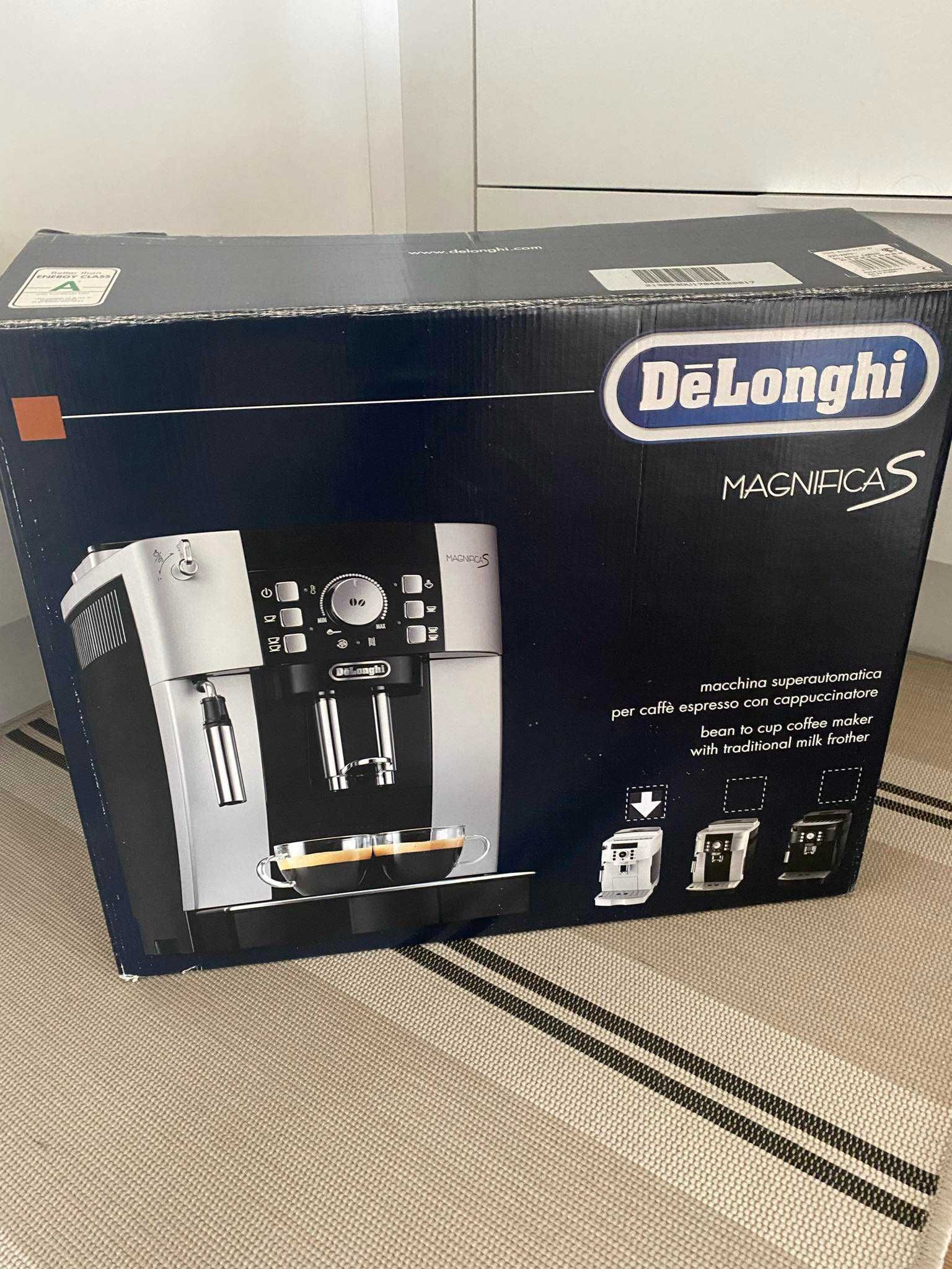 Ekspres do kawy DeLonghi Magnifica S