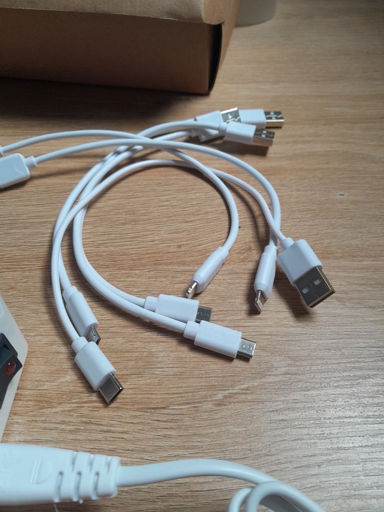 Stacja ładowania do telefonów itp. 6 x usb