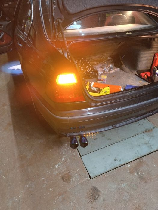 Sprzedam lampy LED BMW E46