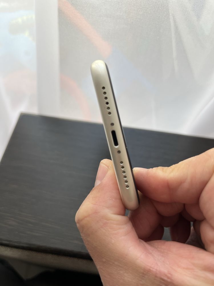 iPhone 11 128 GB