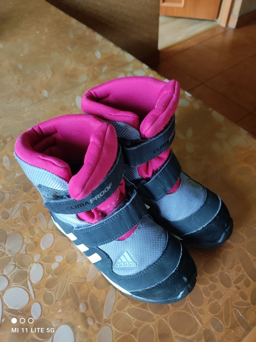 Sprzedam buty adidas dla dziewczynki