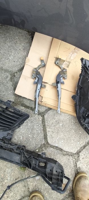 Maska,lampy,zawiasy peugeot 2008ii