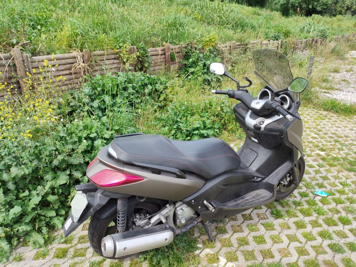 Moto Yamaha Xmax 250