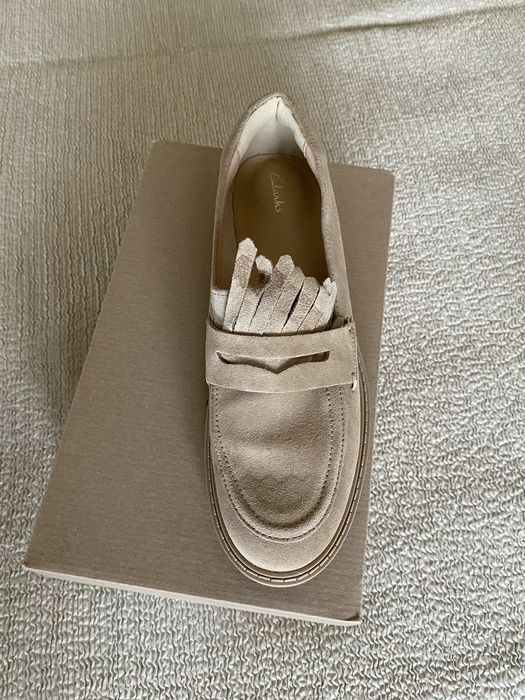 Продам замшеві  лофери  Clarcks (39-39,5)‼️Ціну знижено‼️