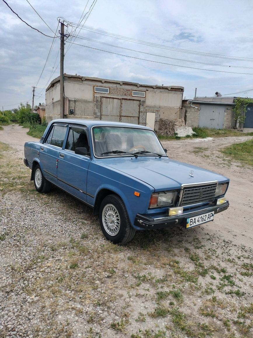 ВАЗ 2107 LADA оригінал