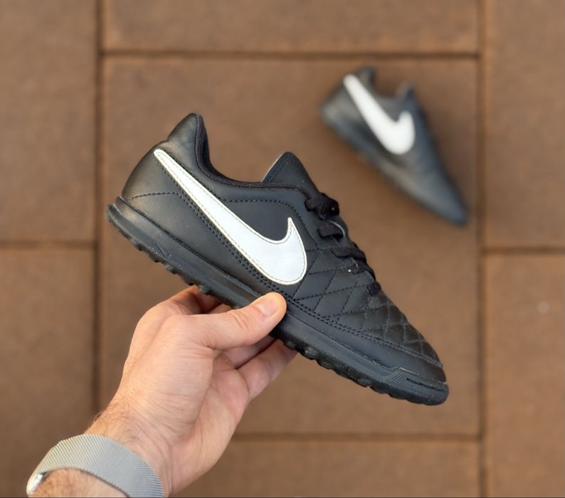 Сороконіжки Nike Majestry TF 36,5р/23см бампи,бампы, футзалки,