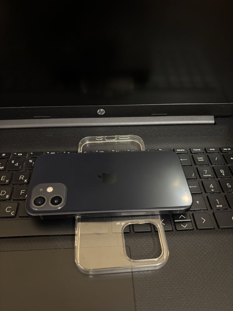 iPhone(Айфон) 12 чорний 64GB