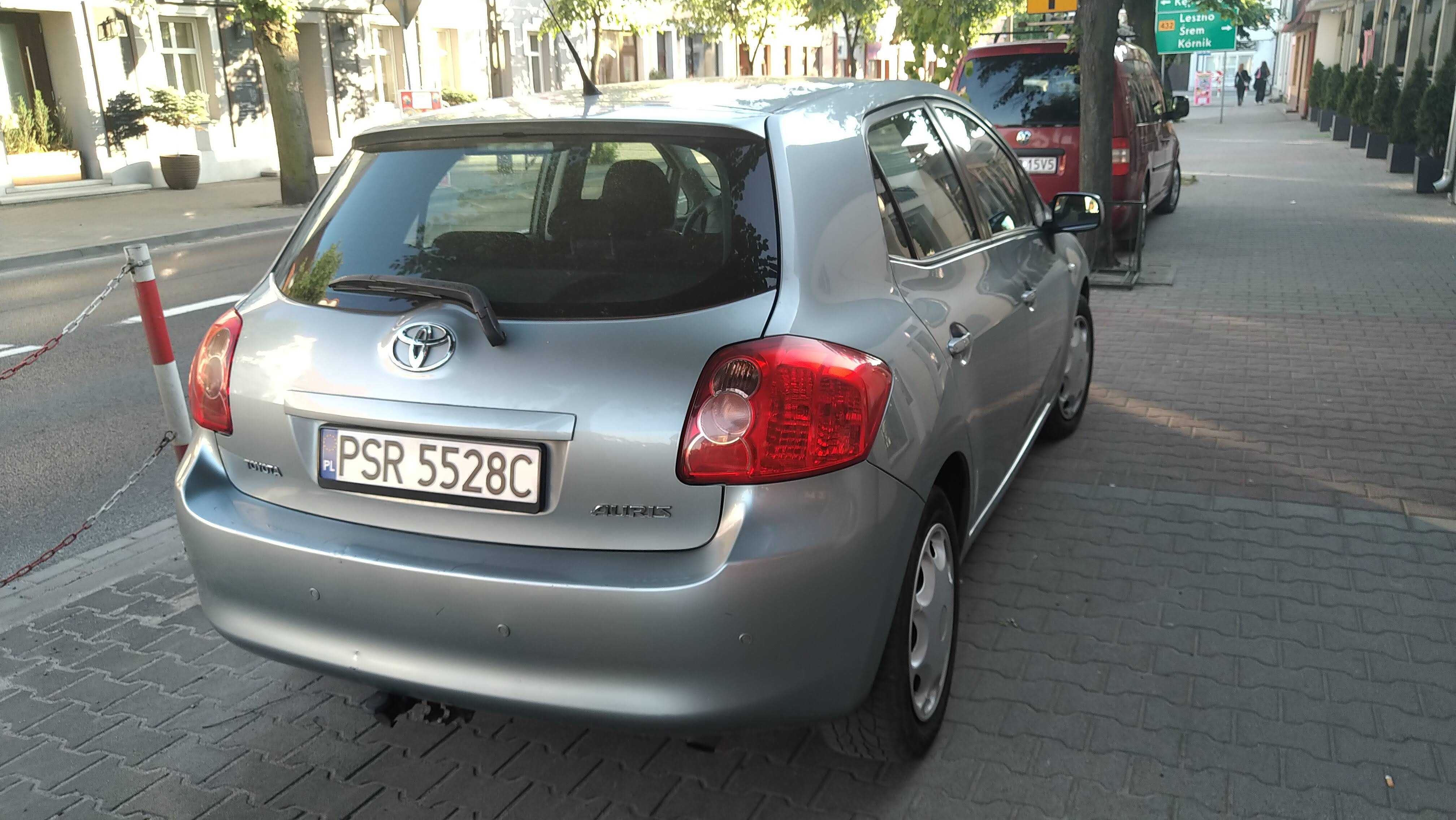 Toyota Auris, rocznik 2009, benzyna 1.4