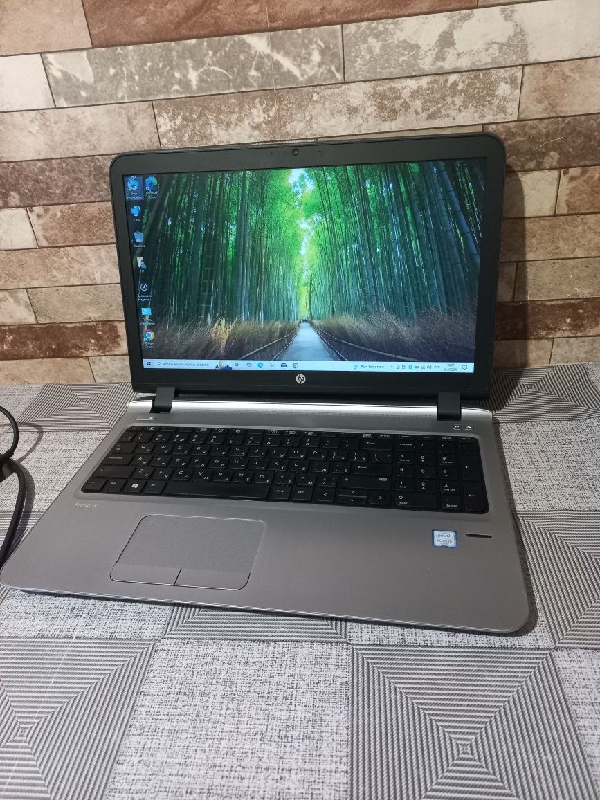 HP PROBOOK 450G3 15.6 HD Intel i5 6200u 4x2.4GHz DDR4 8GB SSD 256GB